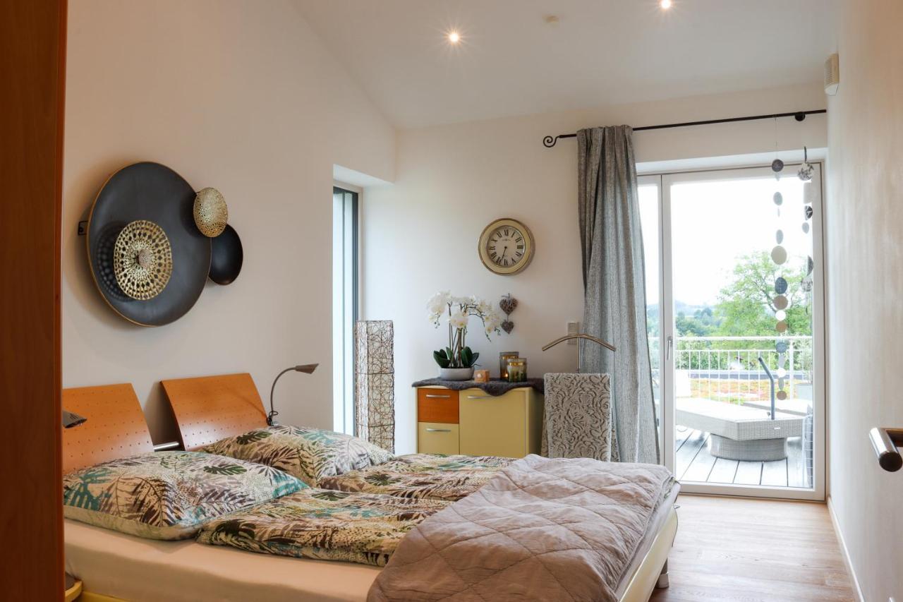 Moderne Ferienwohnung Naehe Bad Griesbach, Haarbach 外观 照片