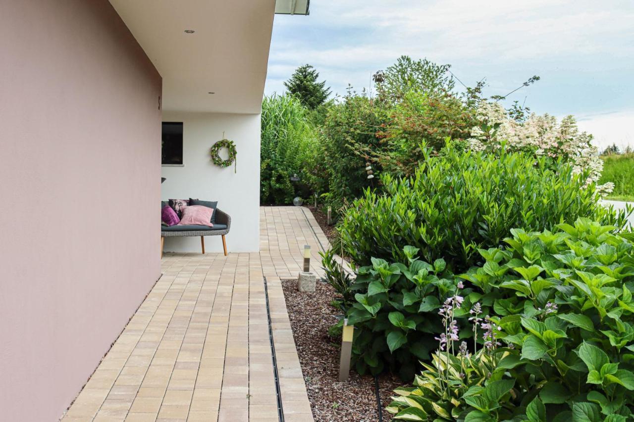 Moderne Ferienwohnung Naehe Bad Griesbach, Haarbach 外观 照片