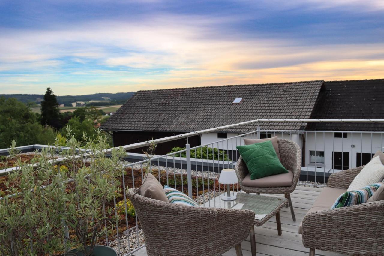 Moderne Ferienwohnung Naehe Bad Griesbach, Haarbach 外观 照片
